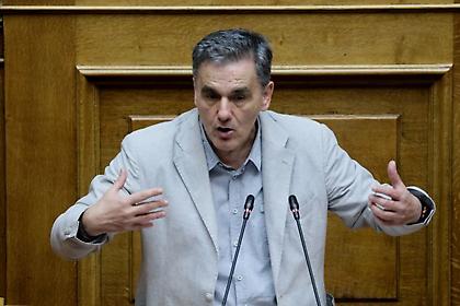 Ευκλείδης Τσακαλώτος για Προϋπολογισμό: «Πόσα να βάλω; Όσα λείπουν»