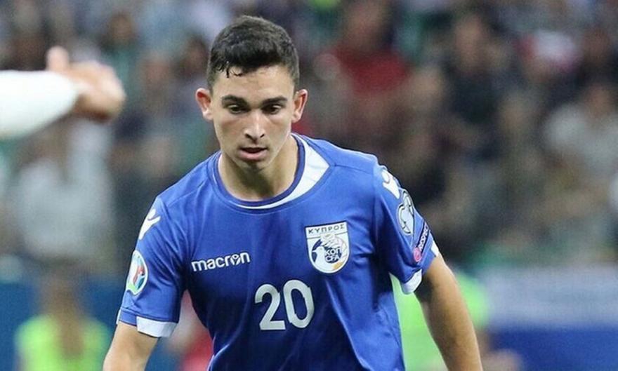 Πέφτουν οι υπογραφές για Κωστή στον Ολυμπιακό!