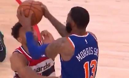 Αποβολή σε φιλικό για τον Μάρκους Μόρις (video)