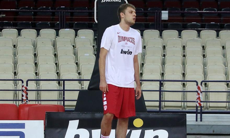 Επέστρεψε στις προπονήσεις ο Βεζένκοβ