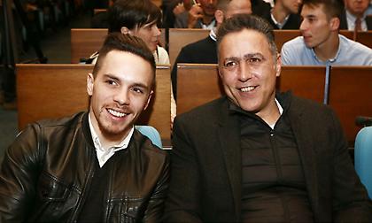 Ράφτης: «Τίποτα λιγότερο από το χρυσό ο στόχος του Πετρούνια»