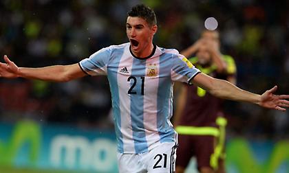 Η φοβερή κεφαλιά του Αλάριο με την οποία μείωσε η Αργεντινή στη Γερμανία (video)