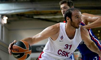 ΤΣΣΚΑ Μόσχας: Μαζί με τους φιλάθλους ο Κουφός πριν το ματς με Μπάγερν! (photo)