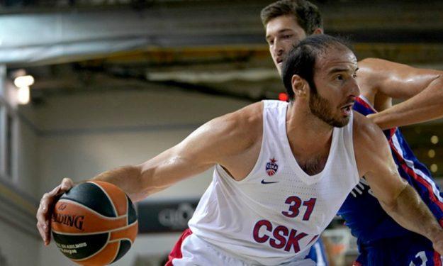 ΤΣΣΚΑ Μόσχας: Μαζί με τους φιλάθλους ο Κουφός πριν το ματς με Μπάγερν! (photo)