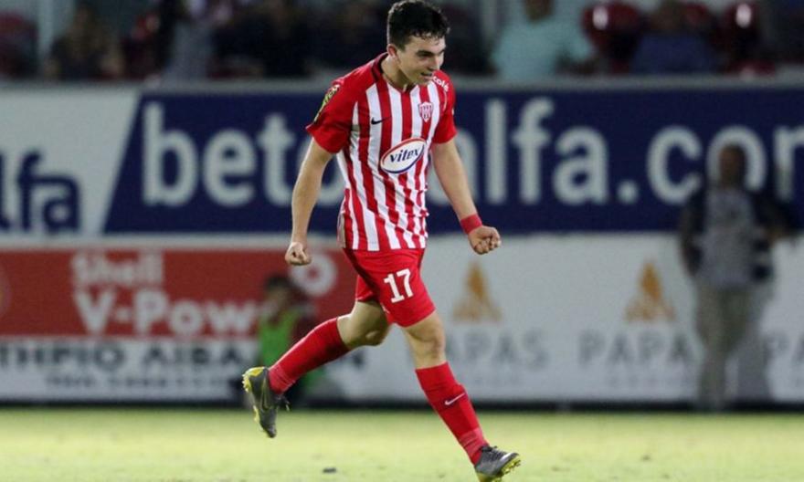 Προσεχώς υπογραφές με Κωστή