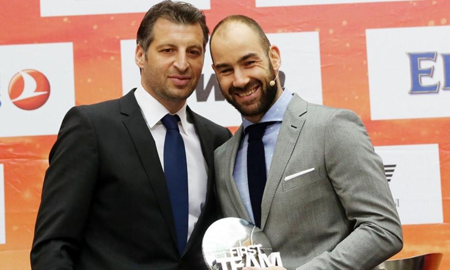 Τρολάρει Σπανούλη με… Netflix ο Παπαλουκάς