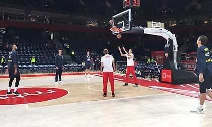 Με Βέσελι στη δωδεκάδα για πρώτη φορά η Φενέρ!