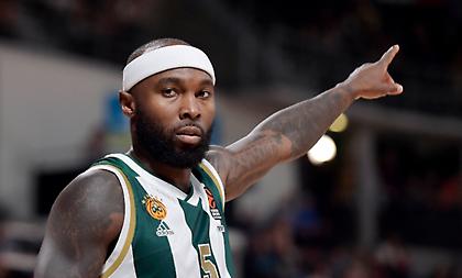 Ξέρανε τη Βιλερμπάν με εκπληκτικό buzzer ο Ράις (video)