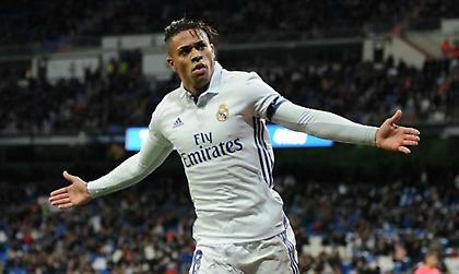 Νέα «κρούση» της Σάλκε σε Ρεάλ για Ντίας