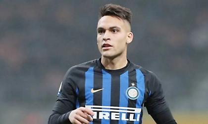 Παίρνει τα... διπλά και ανανεώνει στην Ίντερ ο Μαρτίνες