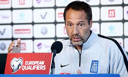 Live streaming:  Συνέντευξη Τύπου Τζον Φαν 'τ Σιπ