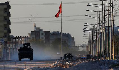 Oι αντάρτες της Συρίας που υποστηρίζονται από την Τουρκία απέκοψαν τον δρόμο 712