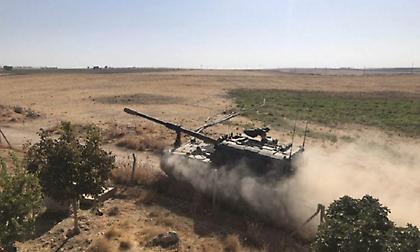 Σκληρές μάχες στη Ρας Αλ Αΐν - Πάνω από 100.000 οι εκτοπισμένοι