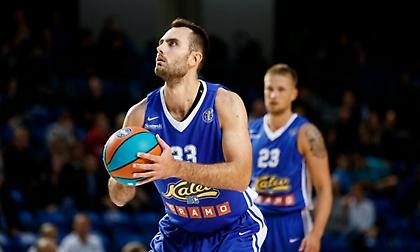 Συντριβή της Ούνιξ στην Εσθονία