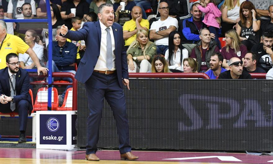 Παπαθεοδώρου: «Μας πονάει αυτή η ήττα, δεν είχαμε αυτοπεποίθηση»