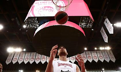 Ο κόσμος του Ολυμπιακού λάτρεψε το CUBE στο ΣΕΦ (video)