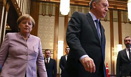 Σφοδρή αντιπαράθεση Μέρκελ - Ερντογάν: «Δεν ήξερα ότι έχεις συμμάχους τρομοκράτες»