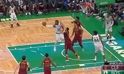 Μαγική πάσα από Σμαρτ στο Top 5 (video)