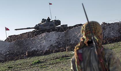 Διαλλακτικότερος μετά τις κυρώσεις ο Ερντογάν; Πενς: Δεσμεύθηκε ότι δε θα επιτεθεί στο Κομπάνι 