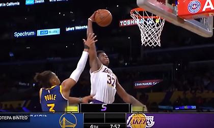 Top 10 με φοβερό κάρφωμα από Κώστα Αντετοκούνμπο (video)