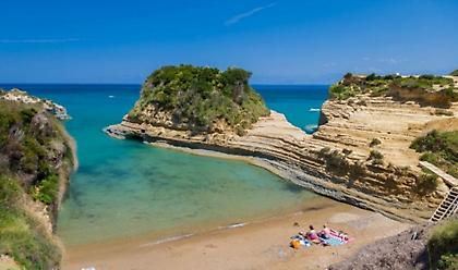 Καλοκαίρι για πάντα: Θερμοκρασία Ιουνίου έχουν οι ελληνικές θάλασσες