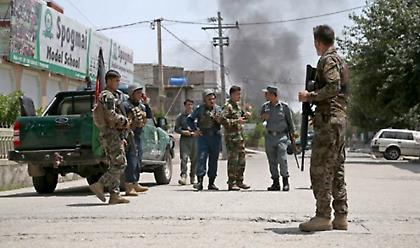 Αφγανιστάν - επίθεση: Τουλάχιστον 2 νεκροί αστυνομικοί και 20 παιδιά τραυματισμένα