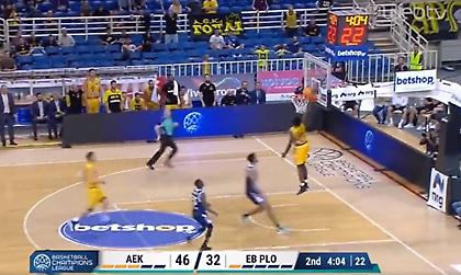 Το εντυπωσιακό κάρφωμα του Σαντ-Ρος (video)