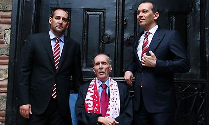 Κωνσταντίνος Αγγελόπουλος κατά των παιδιών του και Σκινδήλια για τη Χαλυβουργική!