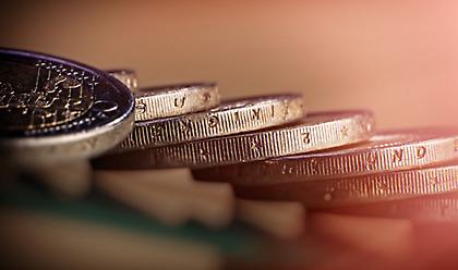 Μειώνονται 30% τα φορολογικά βάρη των επιχειρήσεων για το 2019