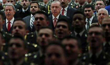 Ερντογάν: «Θα συντρίψουμε τα κεφάλια των Κούρδων αν δεν αποχωρήσουν» (Video)