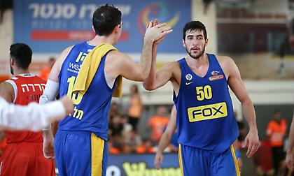 Εύκολα το 3/3 για τη Μακάμπι