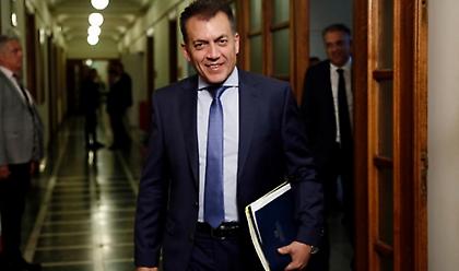 Βρούτσης στον ΣΚΑΪ: Αυξήσεις για 260.000 επικουρικές συντάξεις-Τι προβλέπεται