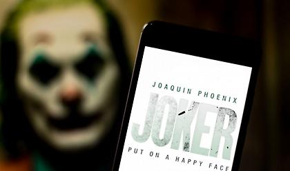 Σάλος με την επέμβαση της αστυνομίας σε κινηματογράφους για τον «Τζόκερ»