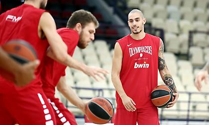 Απρόοπτο με Κόνιαρη στον Ολυμπιακό ενόψει Μπασκόνια