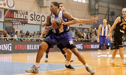 Εκτός ο Σμιθ στον Ηρακλή