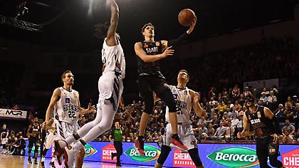 Μαγική ασίστ από ΛαΜέλο Μπολ (video)
