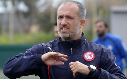 Μαυρογενίδης για τα επεισόδια στου Ρέντη: «Αυτό που έγινε δεν αντιπροσωπεύει τον Ολυμπιακό»