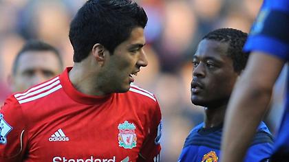 Κάραγκερ: «Κάναμε λάθος με τα μπλουζάκια υπέρ του Σουάρες»