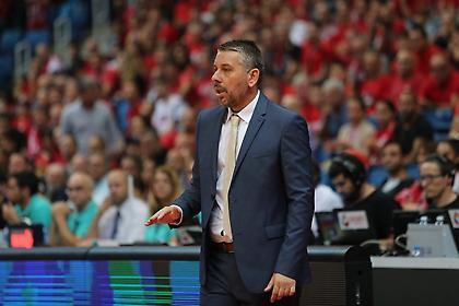 Παπαθεοδώρου: «Κλειδί ο τραυματισμός του Σλότερ»