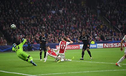 «Χτύπημα» από Μπατσουαγί και μεγάλο διπλό για Τσέλσι!