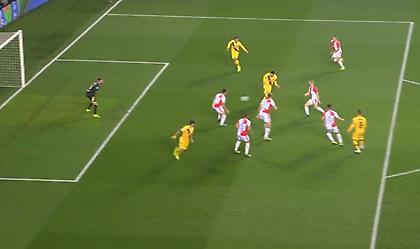 Το ιστορικό γκολ του Μέσι με Σλάβια (video)