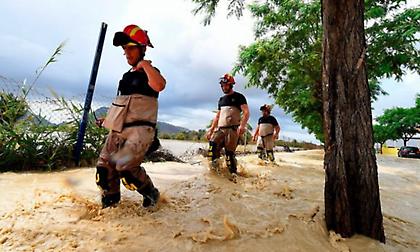 Ένας νεκρός και τέσσερις αγνοούμενοι στις πλημμύρες που σαρώνουν την Ισπανία