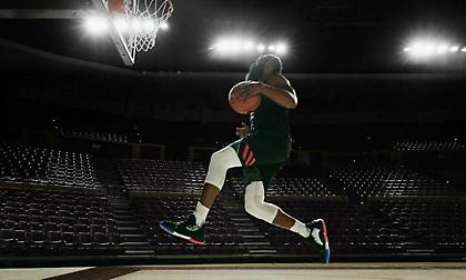 Τζέιμς Χάρντεν: Top 4 κινήσεις (videos)