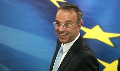 Σταϊκούρας: Δεν υπάρχει χτίσιμο αφορολόγητου με τις ηλεκτρονικές συναλλαγές