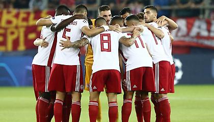 Δεν είναι μόνο ο Τσιμίκας: Οι τρεις παίκτες του Ολυμπιακού που φέρνουν «χρυσή» πρόταση