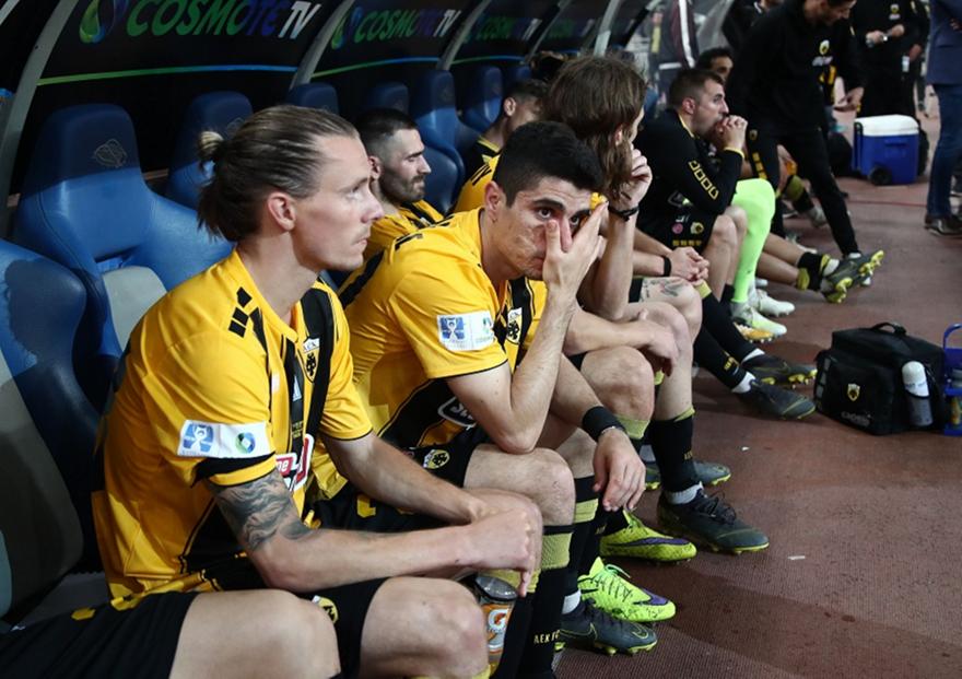 Ακόμη στον αέρα για το ντέρμπι ο Μάνταλος - Μπήκε ο Βέρντε, απρόοπτο με Χουλτ