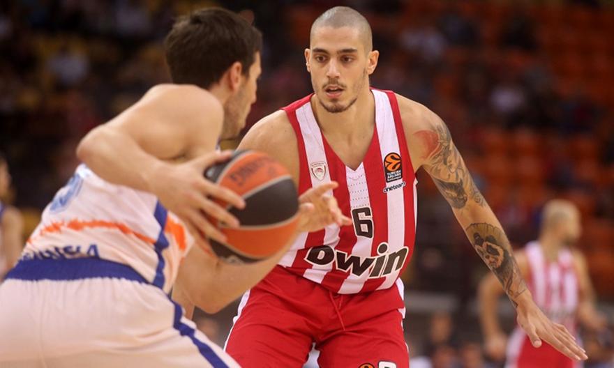 Κόνιαρης στον ΣΠΟΡ FM: «Πρέπει να βρούμε λύσεις επιθετικά με την Μπασκόνια»