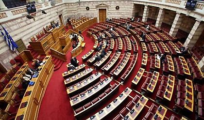 Πέρασε με 165 «ναι» το αναπτυξιακό νομοσχέδιο