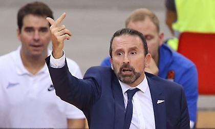 Πλάθα: «Υπερήφανος για τους παίκτες μου»