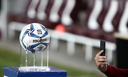 Μεγάλα ντέρμπι στη Super League 1 και την Premier League